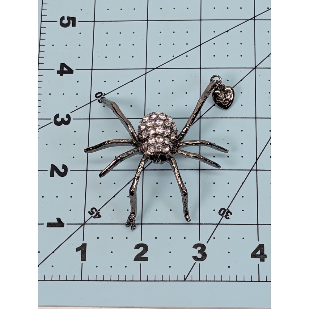 Betsey Johnson Spider Brooch Silver Tone Clear Rhinestone Heart Halloween Pin